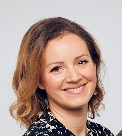 Lenka-Cervenakova_foto-bio-2