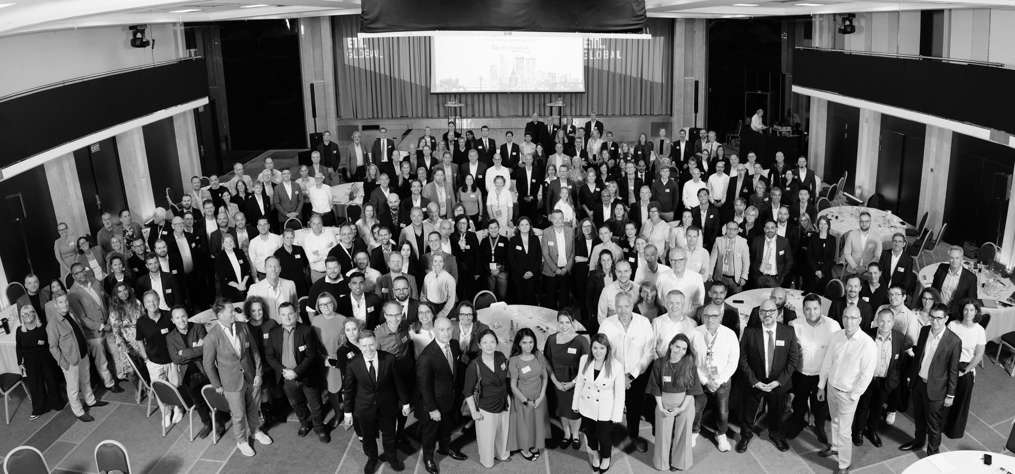 Spoločná fotografia z konferencie ETL GLOBAL vo Varšave